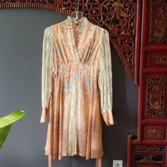 Vintage 70s dress